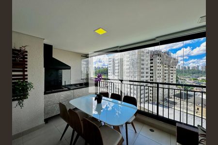 Varanda  de apartamento à venda com 2 quartos, 68m² em Santo Amaro, São Paulo