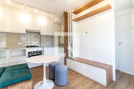 Sala de apartamento para alugar com 2 quartos, 34m² em Vila Moinho Velho, São Paulo