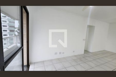 Sala de apartamento para alugar com 2 quartos, 82m² em Boqueirão, Santos