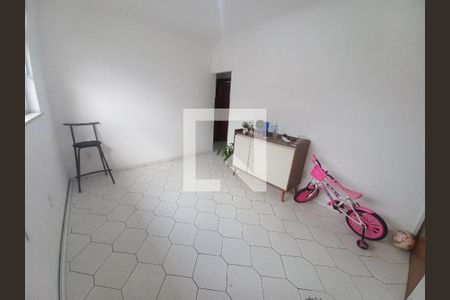 Sala de apartamento para alugar com 2 quartos, 69m² em Vila Valenca, São Vicente