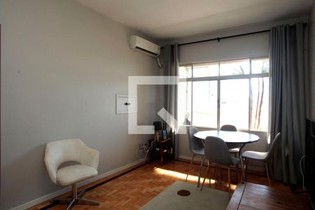 Sala de apartamento à venda com 2 quartos, 78m² em Floresta, Porto Alegre