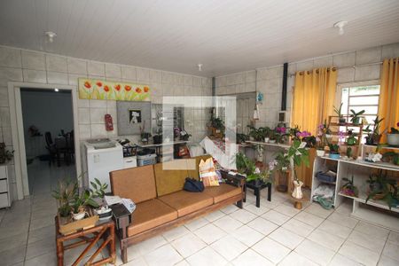 Casa à venda com 580m², 3 quartos e 7 vagas Casa à venda com 580m², 3 quartos e 7 vagasÁrea de Serviço