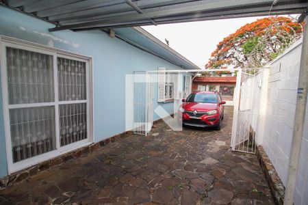 Casa à venda com 580m², 3 quartos e 7 vagas Casa à venda com 580m², 3 quartos e 7 vagasGaragem