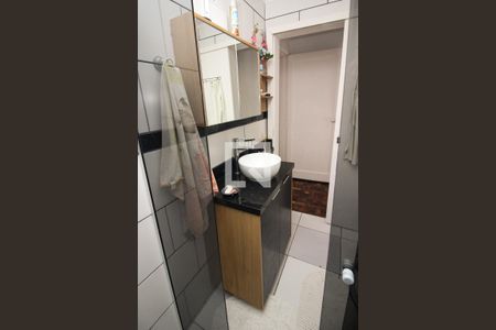 Casa à venda com 580m², 3 quartos e 7 vagas Casa à venda com 580m², 3 quartos e 7 vagasBanheiro 1