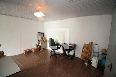 Casa à venda com 580m², 3 quartos e 7 vagas Casa à venda com 580m², 3 quartos e 7 vagasEscritório