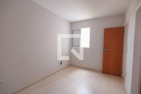 Suíte de apartamento para alugar com 3 quartos, 81m² em Parque Senhor do Bonfim, Taubaté