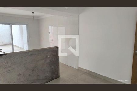 Casa à venda com 3 quartos, 145m² em Umuarama, Osasco