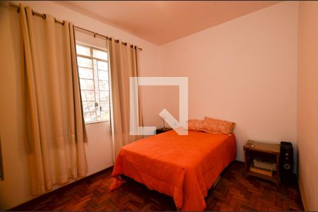 Quarto2 de apartamento à venda com 3 quartos, 101m² em Santo Antônio, Belo Horizonte