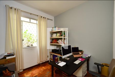 Quarto1 de apartamento à venda com 3 quartos, 101m² em Santo Antônio, Belo Horizonte