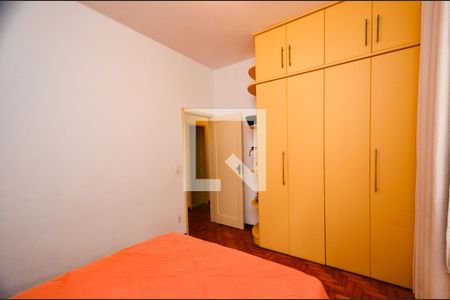 Quarto2 de apartamento à venda com 3 quartos, 101m² em Santo Antônio, Belo Horizonte