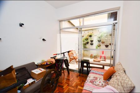 Quarto3 de apartamento à venda com 3 quartos, 101m² em Santo Antônio, Belo Horizonte