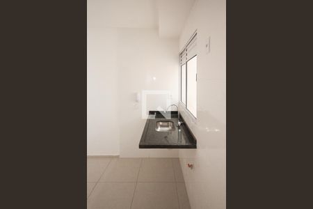 Cozinha de apartamento para alugar com 2 quartos, 30m² em Jardim Vila Formosa, São Paulo