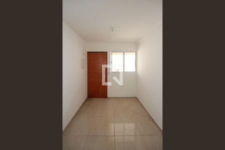 Sala de apartamento para alugar com 2 quartos, 32m² em Jardim Vila Formosa, São Paulo