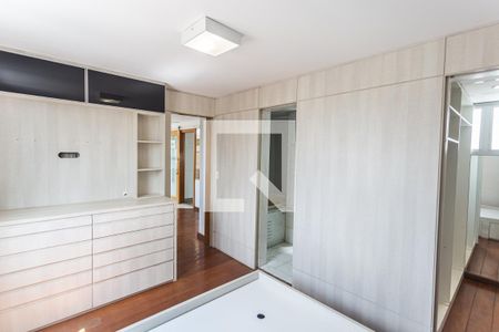 Suíte de apartamento à venda com 1 quarto, 75m² em Cruzeiro, Belo Horizonte