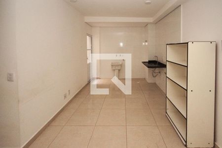 Sala/Cozinha de apartamento para alugar com 2 quartos, 45m² em Chácara Califórnia, São Paulo