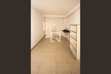 Sala/Cozinha de apartamento para alugar com 2 quartos, 45m² em Chácara Califórnia, São Paulo