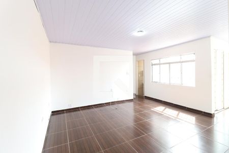 Sala de casa para alugar com 4 quartos, 128m² em Vila Gustavo, São Paulo