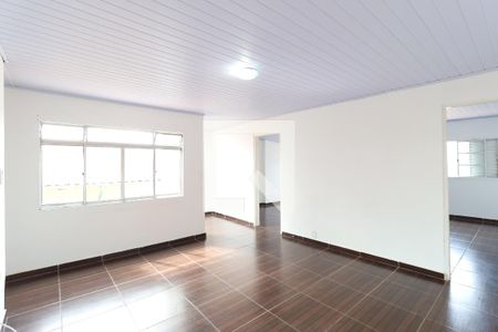 Sala de casa para alugar com 4 quartos, 128m² em Vila Gustavo, São Paulo