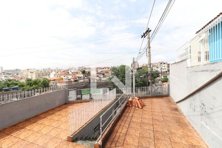 Vista Quarto 1 de casa para alugar com 4 quartos, 128m² em Vila Gustavo, São Paulo