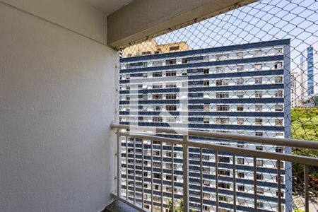 Sacada da Sala de apartamento para alugar com 3 quartos, 65m² em Bela Vista, São Paulo