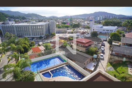 Varanda - Vista de apartamento para alugar com 3 quartos, 95m² em Itacorubi, Florianópolis