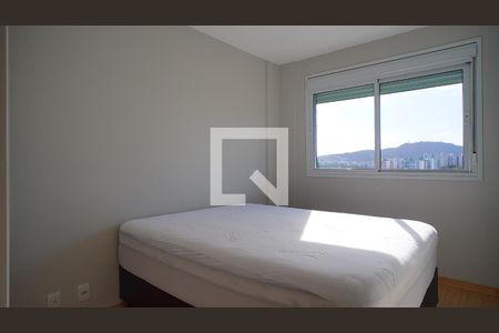 Quarto suíte de apartamento para alugar com 3 quartos, 95m² em Itacorubi, Florianópolis