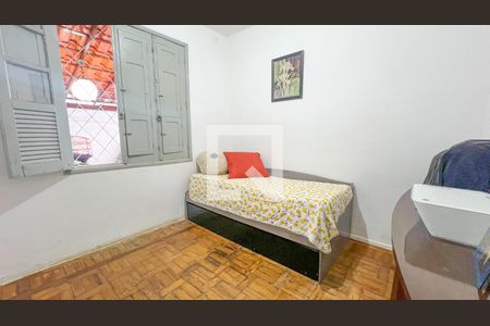 Quarto 02 de casa à venda com 4 quartos, 140m² em Carlos Prates, Belo Horizonte