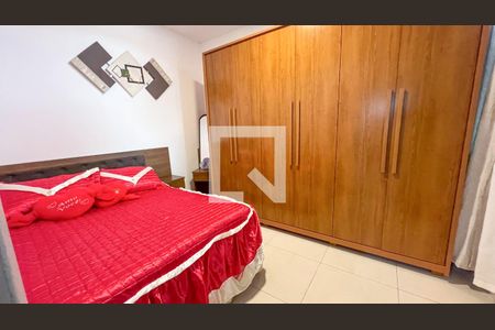 Quarto 01 de casa à venda com 4 quartos, 140m² em Carlos Prates, Belo Horizonte