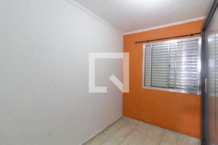 Quarto 2 de apartamento para alugar com 2 quartos, 47m² em Guaianases, São Paulo