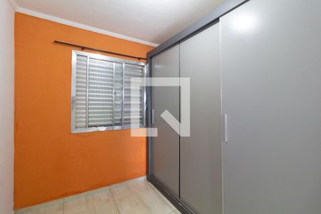 Quarto 2 de apartamento para alugar com 2 quartos, 47m² em Guaianases, São Paulo