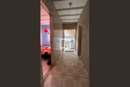 Sala de casa à venda com 2 quartos, 80m² em Eldorado, Contagem