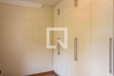 Apartamento à venda com 167m², 3 quartos e 2 vagas Apartamento à venda com 167m², 3 quartos e 2 vagasQuarto 3