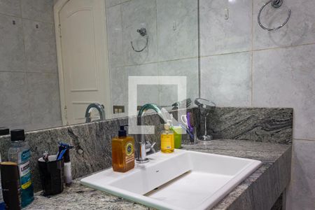 Apartamento à venda com 167m², 3 quartos e 2 vagas Apartamento à venda com 167m², 3 quartos e 2 vagasBanheiro da Suíte