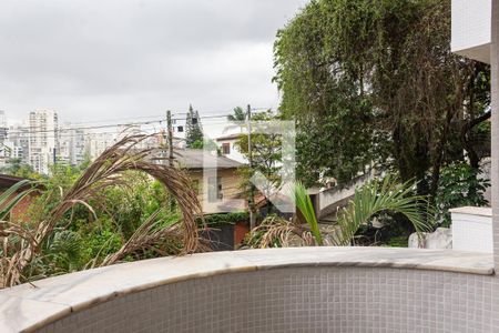 Apartamento à venda com 167m², 3 quartos e 2 vagas Apartamento à venda com 167m², 3 quartos e 2 vagasVaranda