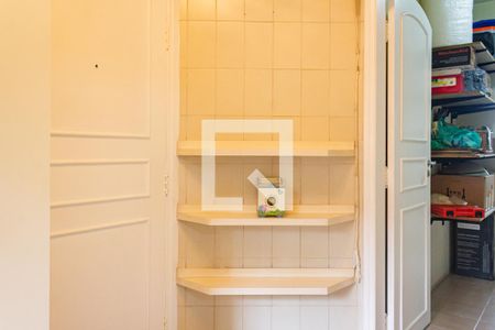 Apartamento à venda com 167m², 3 quartos e 2 vagas Apartamento à venda com 167m², 3 quartos e 2 vagasÁrea de Serviço