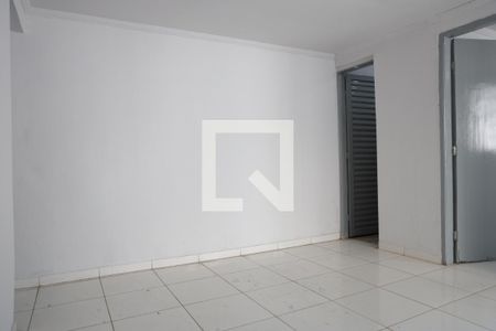 Sala/Cozinha de casa para alugar com 2 quartos, 70m² em Parque Amazonia, Goiânia