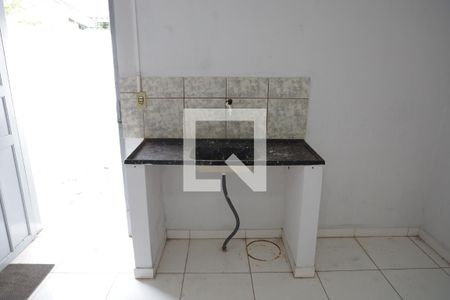 Sala/Cozinha de casa para alugar com 2 quartos, 70m² em Parque Amazonia, Goiânia