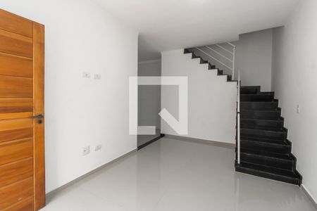 Sala de casa para alugar com 3 quartos, 90m² em Jardim Ponte Rasa, São Paulo