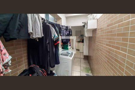 Casa para alugar com 272m², 5 quartos e 6 vagas Casa para alugar com 272m², 5 quartos e 6 vagasÁrea de Serviço