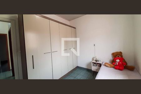 Casa para alugar com 272m², 5 quartos e 6 vagas Casa para alugar com 272m², 5 quartos e 6 vagasQuarto 2