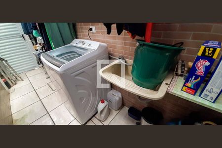 Casa para alugar com 272m², 5 quartos e 6 vagas Casa para alugar com 272m², 5 quartos e 6 vagasÁrea de Serviço