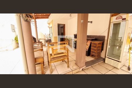 Casa para alugar com 272m², 5 quartos e 6 vagas Casa para alugar com 272m², 5 quartos e 6 vagasEspaço Gourmet