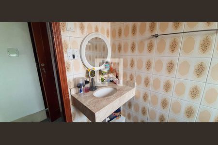 Casa para alugar com 272m², 5 quartos e 6 vagas Casa para alugar com 272m², 5 quartos e 6 vagasBanheiro do Quarto 2