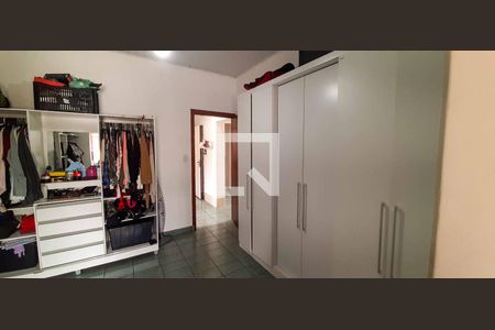 Casa para alugar com 272m², 5 quartos e 6 vagas Casa para alugar com 272m², 5 quartos e 6 vagasSuíte 2