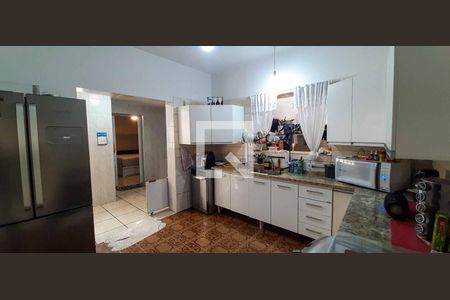 Casa para alugar com 272m², 5 quartos e 6 vagas Casa para alugar com 272m², 5 quartos e 6 vagasCozinha