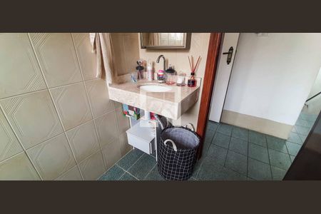 Casa para alugar com 272m², 5 quartos e 6 vagas Casa para alugar com 272m², 5 quartos e 6 vagasBanheiro do Quarto 1