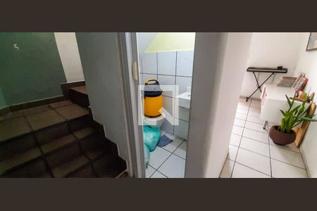 Casa para alugar com 272m², 5 quartos e 6 vagas Casa para alugar com 272m², 5 quartos e 6 vagasLavabo 2