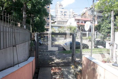 Sala 2 Vista de casa para alugar com 3 quartos, 230m² em Petrópolis, Porto Alegre