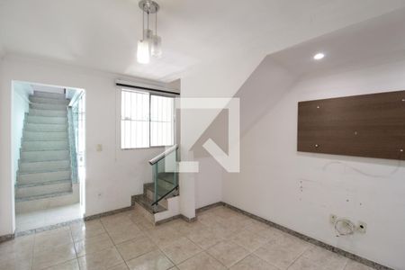 Sala de casa à venda com 3 quartos, 85m² em Jaqueline, Belo Horizonte