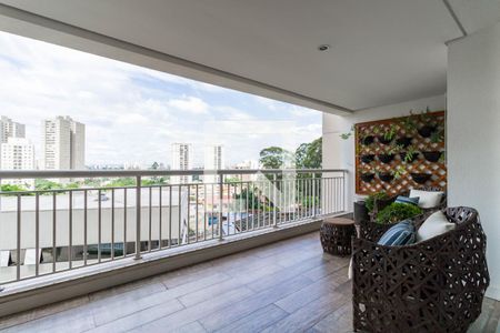 Sacada/Sala de apartamento à venda com 3 quartos, 141m² em Jardim Monte Kemel, São Paulo